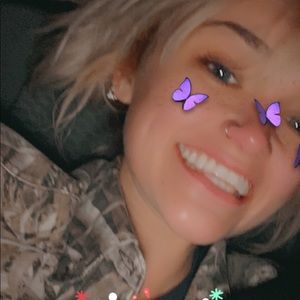 Meet your Posher, Keely